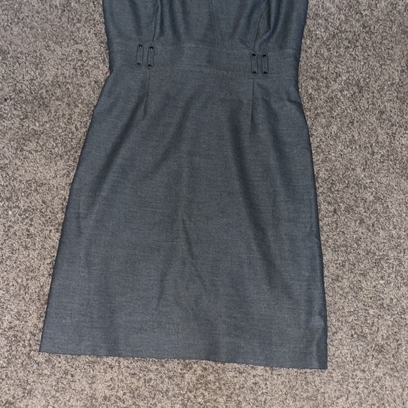 Tahari dress size 6 - Picture 3 of 5